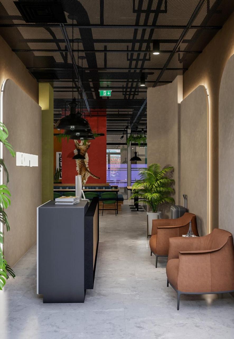 Mega Hostel Sarandë エクステリア 写真