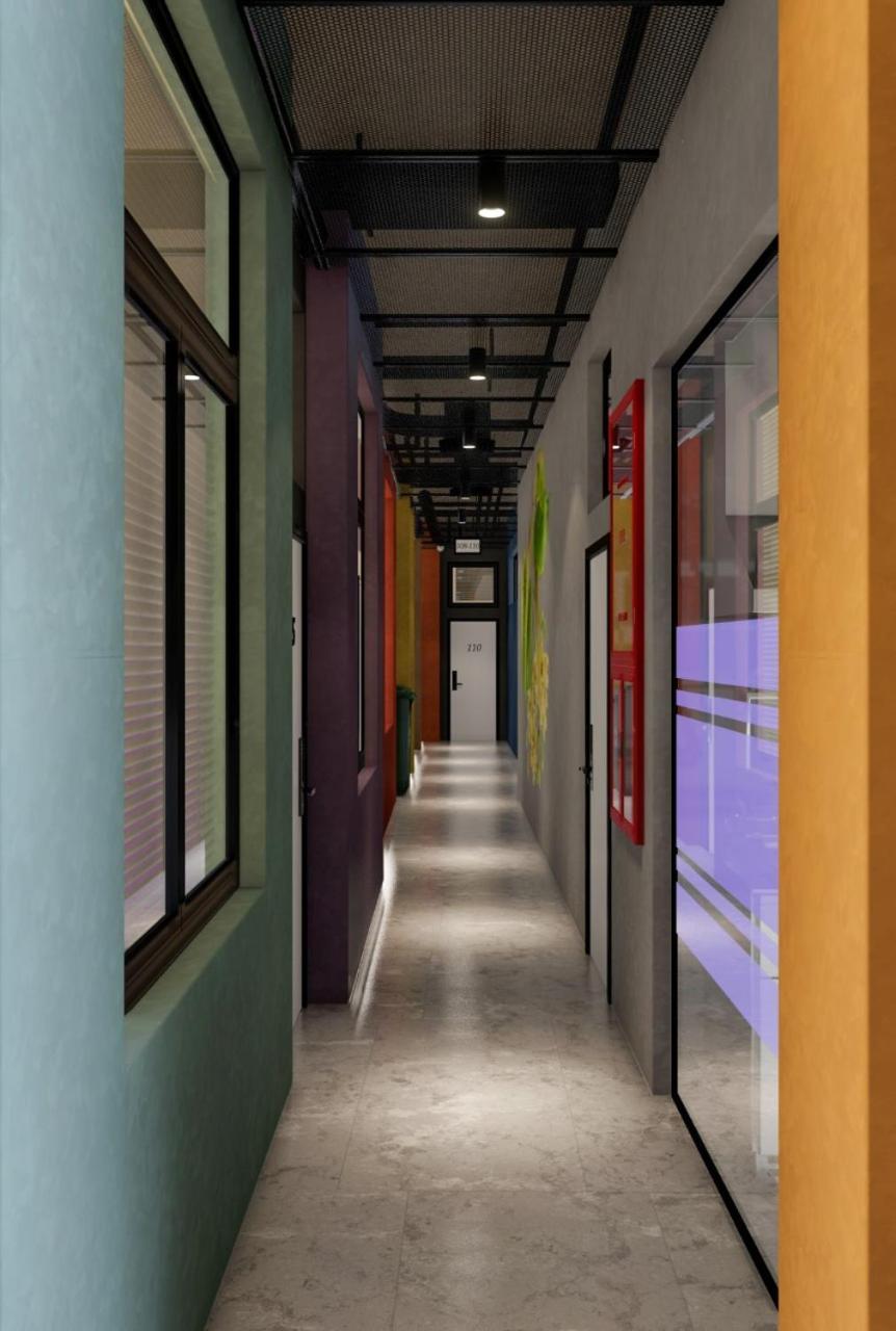 Mega Hostel Sarandë エクステリア 写真